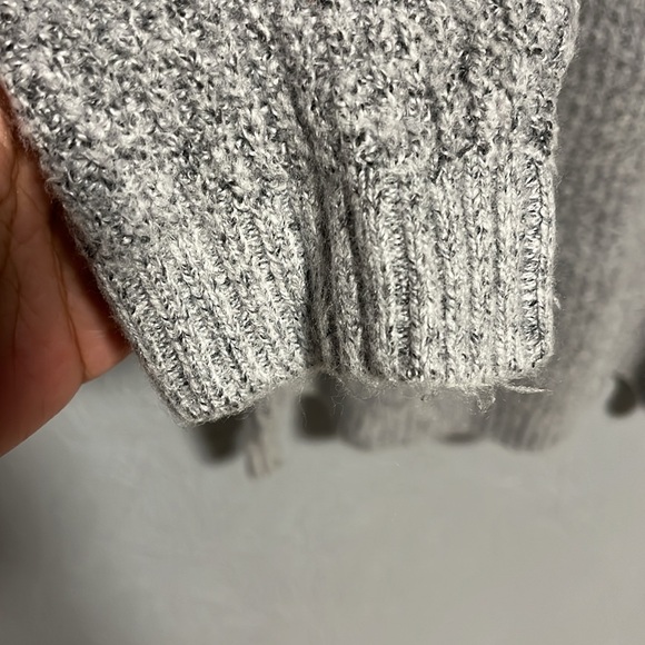 American Eagle Outfitters So Soft Crew Neck Sweater Oversized Small - Picture 3 of 5